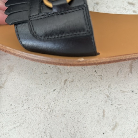 Gucci horseshoe buckle sandal - Picture 2 of 7